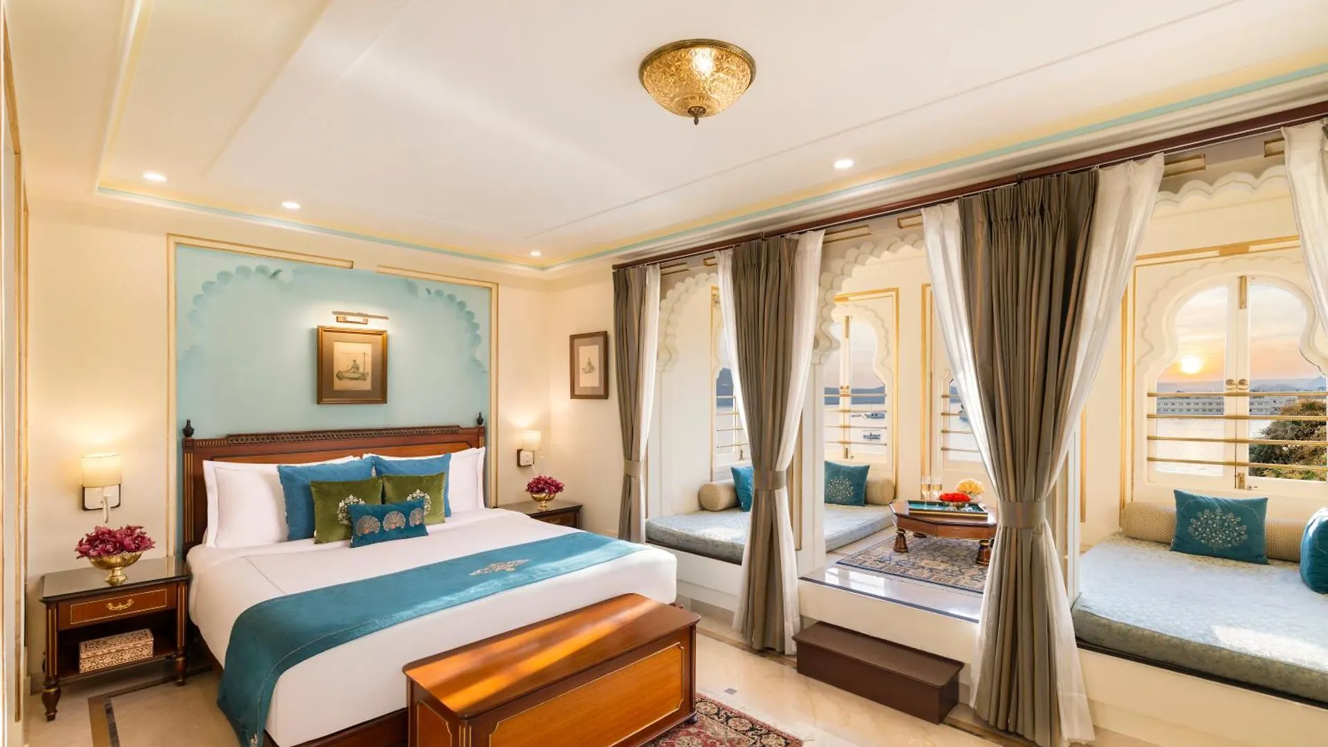Taj Fateh Prakash Palace Udaipur India